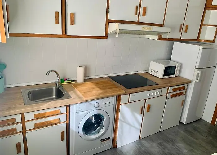 Amplio 3 Cerca De La Playa Con Garaje *