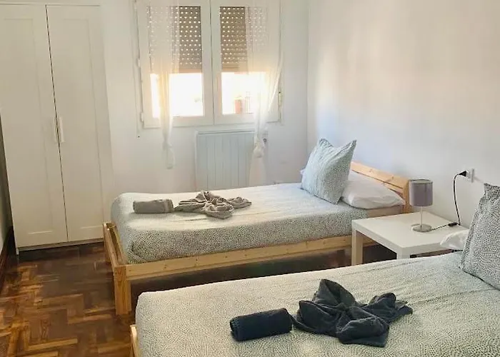 Amplio 3 Cerca De La Playa Con Garaje Appartement Gijón